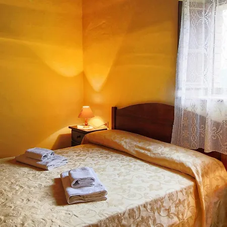 Hébergement de vacances With Stables, Horses And The Ability To Make Horseback Riding Monte Santa Maria Tiberina