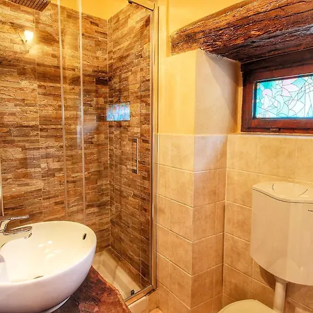 With Stables, Horses And The Ability To Make Horseback Riding * Monte Santa Maria Tiberina