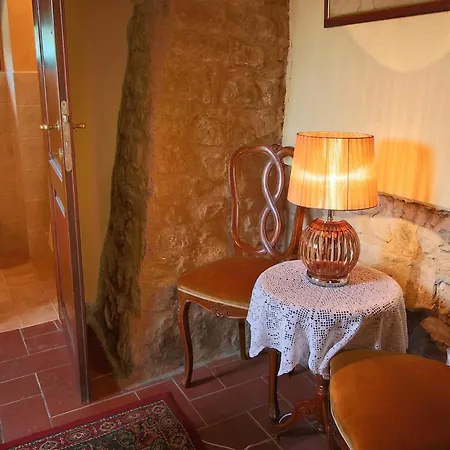 With Stables, Horses And The Ability To Make Horseback Riding * Monte Santa Maria Tiberina