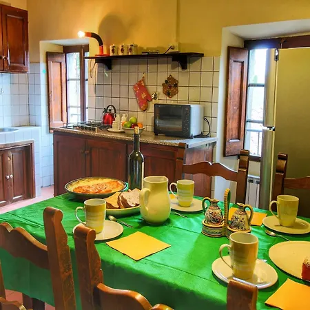 With Stables, Horses And The Ability To Make Horseback Riding Tatil Evi *