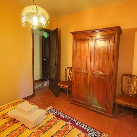 With Stables, Horses And The Ability To Make Horseback Riding Tatil Evi Monte Santa Maria Tiberina