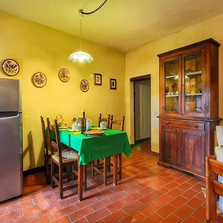 Hébergement de vacances With Stables, Horses And The Ability To Make Horseback Riding Monte Santa Maria Tiberina